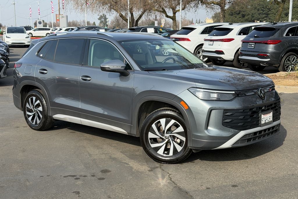 2025 Volkswagen Tiguan 2.0T S