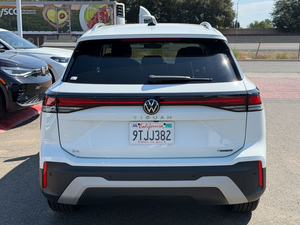 2025 Volkswagen Tiguan 2.0T SE