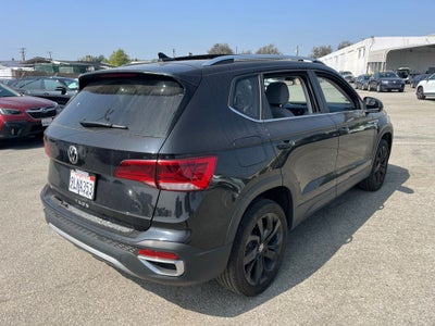 2024 Volkswagen Taos 1.5T SE