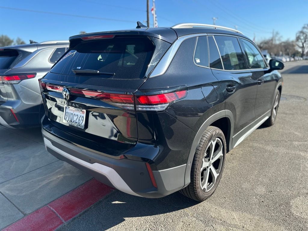 2025 Volkswagen Tiguan 2.0T SE