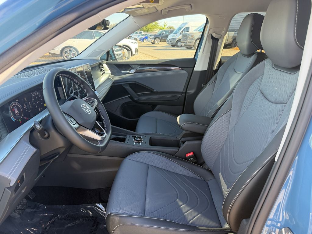 2026 Volkswagen Tiguan 2.0T SE