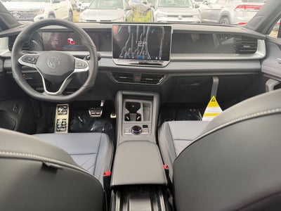 2026 Volkswagen Tiguan 2.0T SE R-Line Black