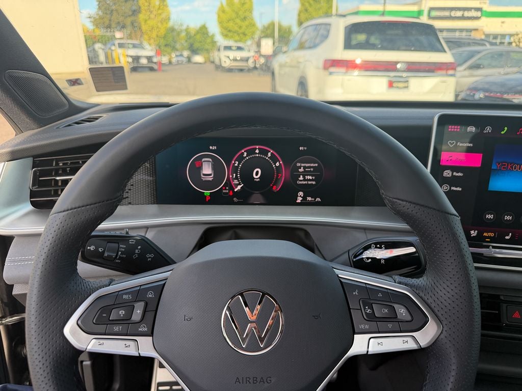 2026 Volkswagen Tiguan 2.0T SE R-Line Black
