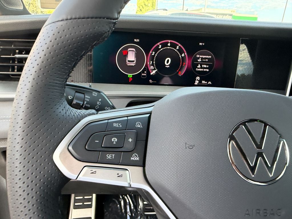 2026 Volkswagen Tiguan 2.0T SE R-Line Black