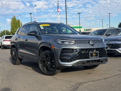 2026 Volkswagen Tiguan 2.0T SE R-Line Black