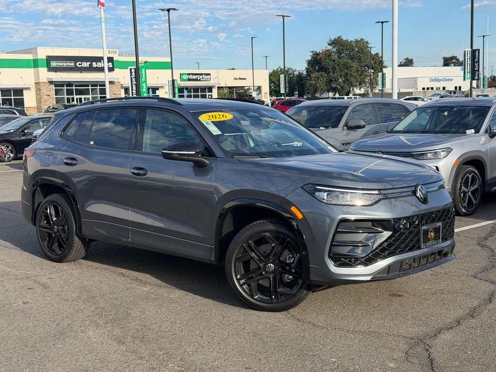2026 Volkswagen Tiguan 2.0T SE R-Line Black