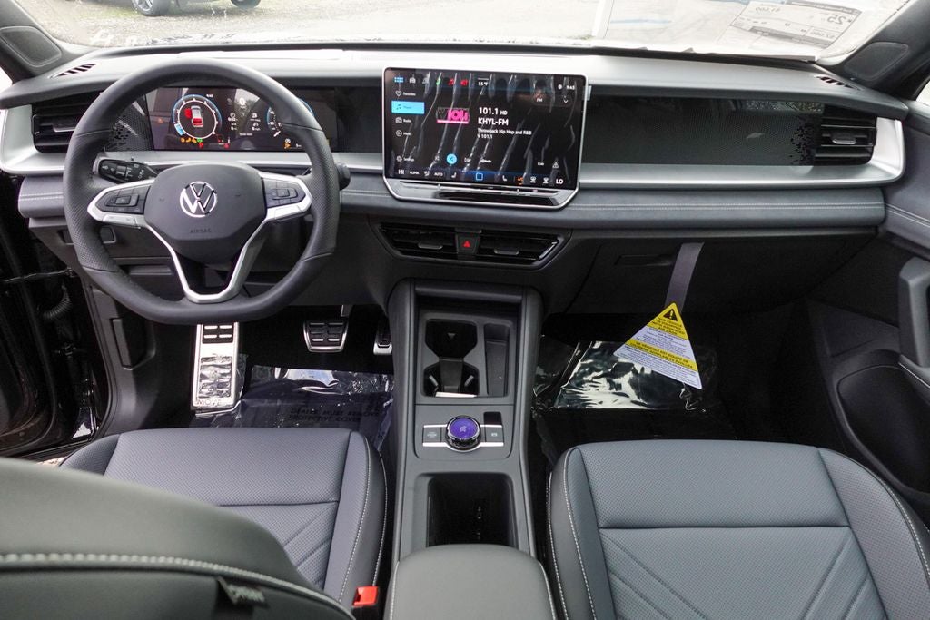 2026 Volkswagen Tiguan 2.0T SE R-Line Black