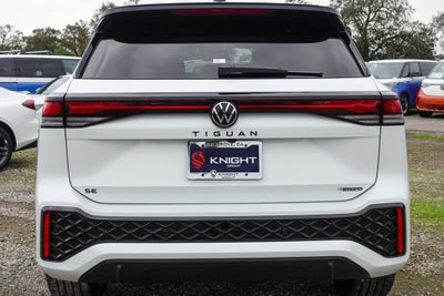 2026 Volkswagen Tiguan 2.0T SE R-Line Black