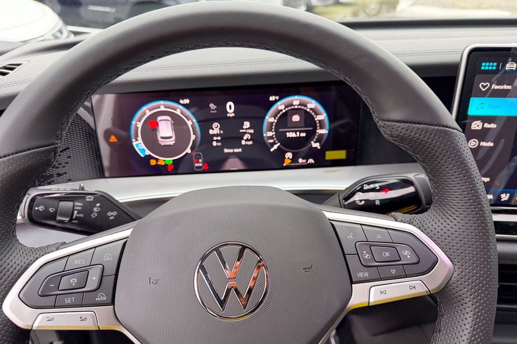 2026 Volkswagen Tiguan 2.0T SE R-Line Black