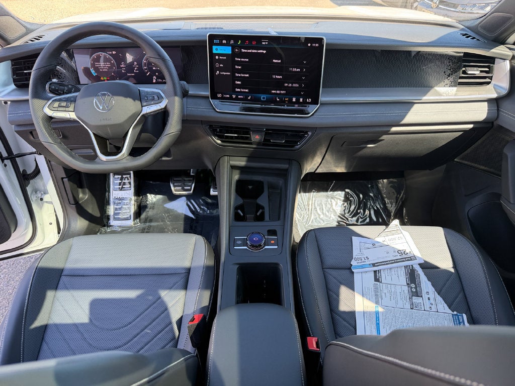 2026 Volkswagen Tiguan 2.0T SE R-Line Black