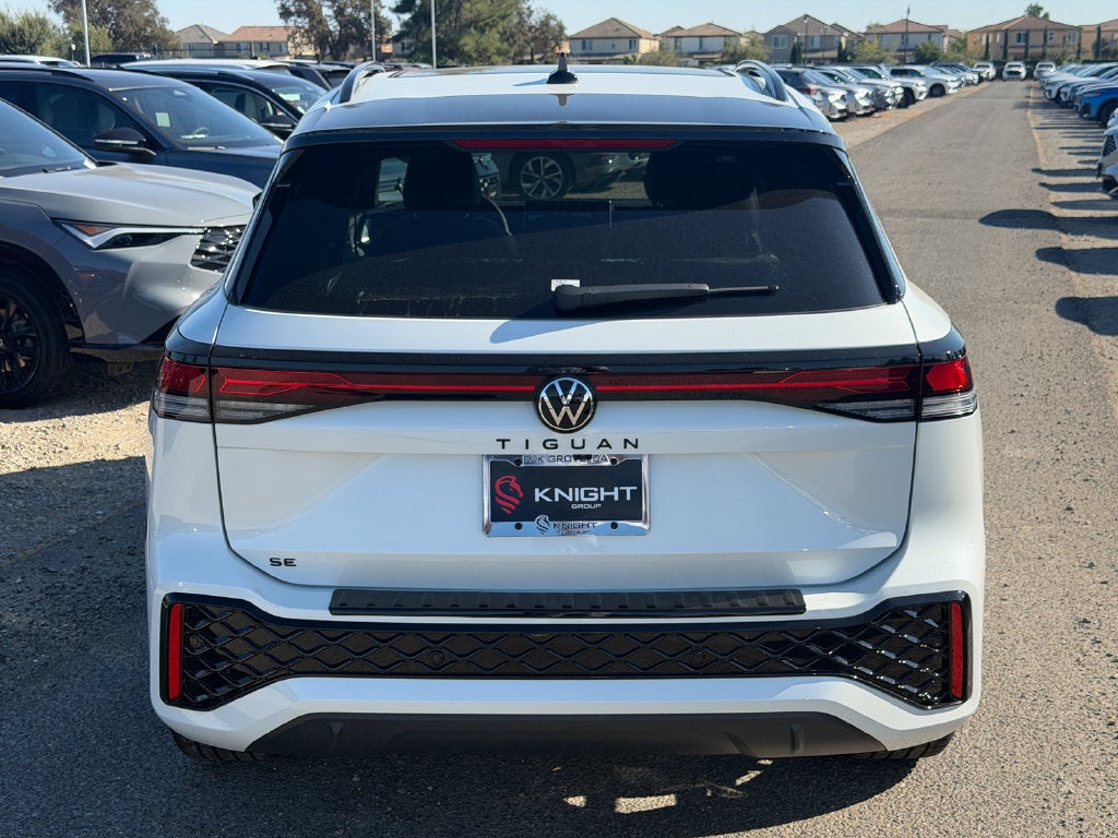 2026 Volkswagen Tiguan SE R-Line Black