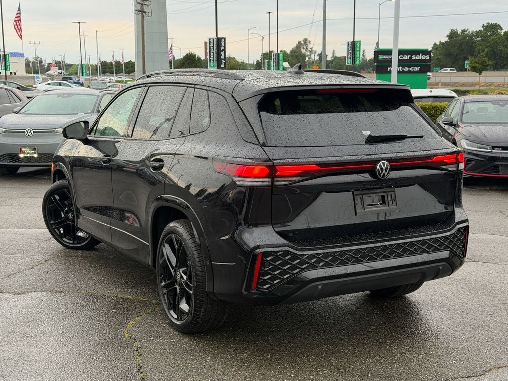 2026 Volkswagen Tiguan 2.0T SE R-Line Black