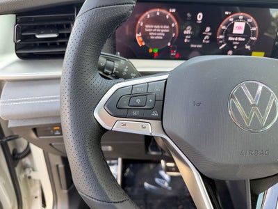 2026 Volkswagen Tiguan 2.0T SE R-Line Black