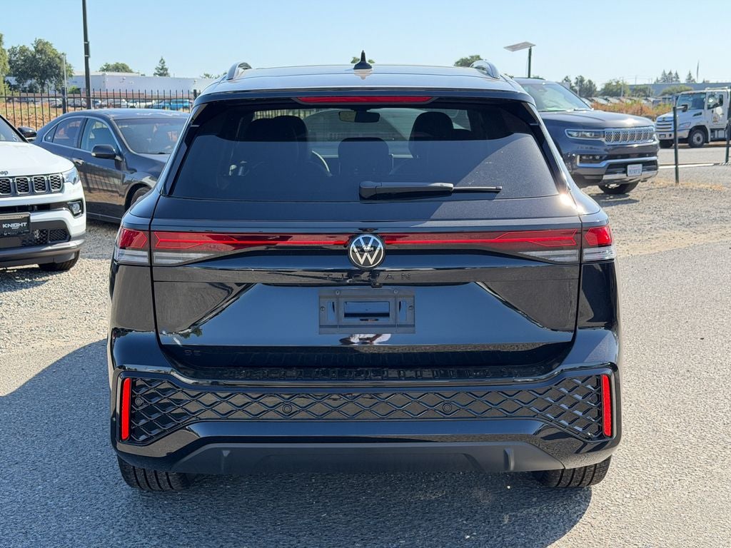 2026 Volkswagen Tiguan 2.0T SE R-Line Black
