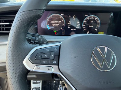 2026 Volkswagen Tiguan SE R-Line Black