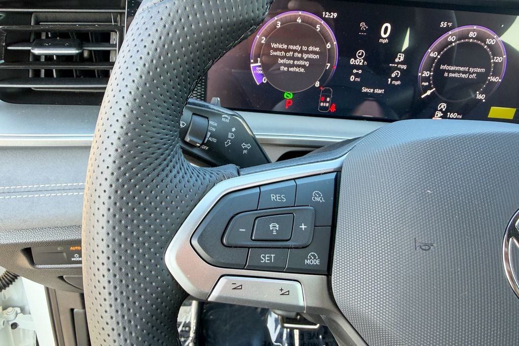 2026 Volkswagen Tiguan 2.0T SE R-Line Black