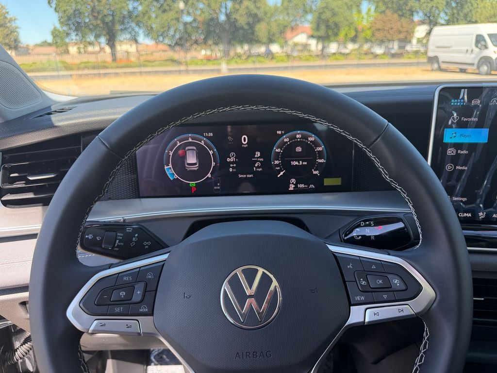 2026 Volkswagen Tiguan 2.0T SE