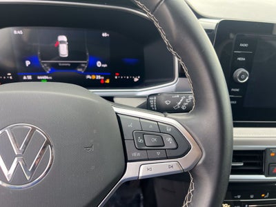2025 Volkswagen Taos 1.5T SE