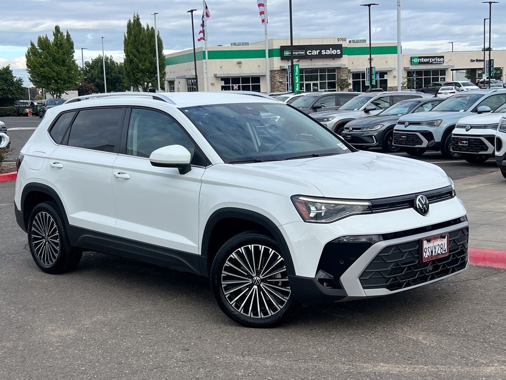 2025 Volkswagen Taos 1.5T SE
