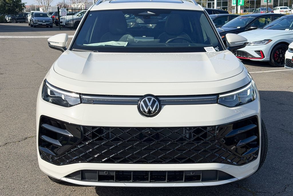 2026 Volkswagen Tiguan 2.0T SEL R-Line Turbo