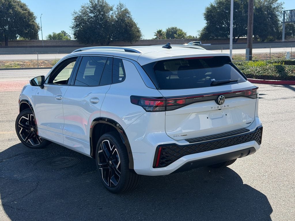2026 Volkswagen Tiguan 2.0T SEL R-Line Turbo