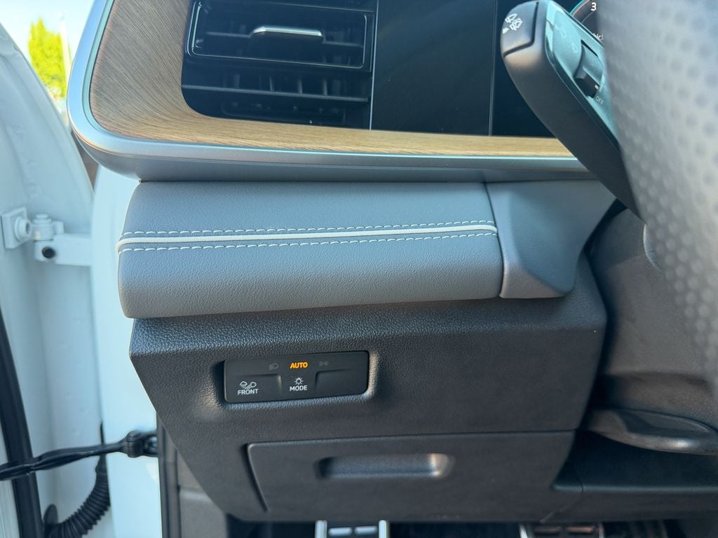 2026 Volkswagen Tiguan 2.0T SEL R-Line Turbo