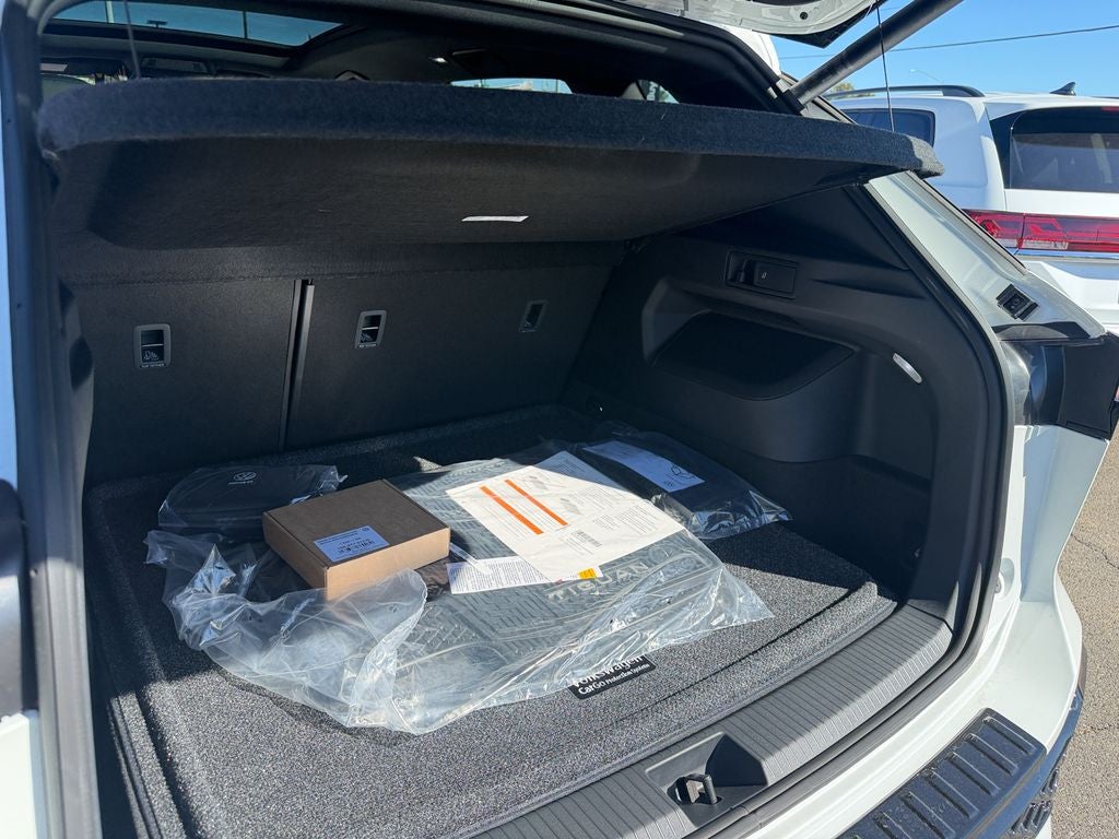 2026 Volkswagen Tiguan 2.0T SEL R-Line Turbo
