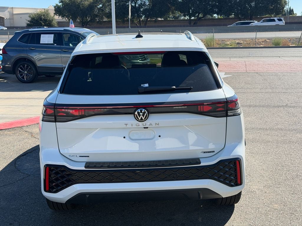 2026 Volkswagen Tiguan 2.0T SEL R-Line Turbo