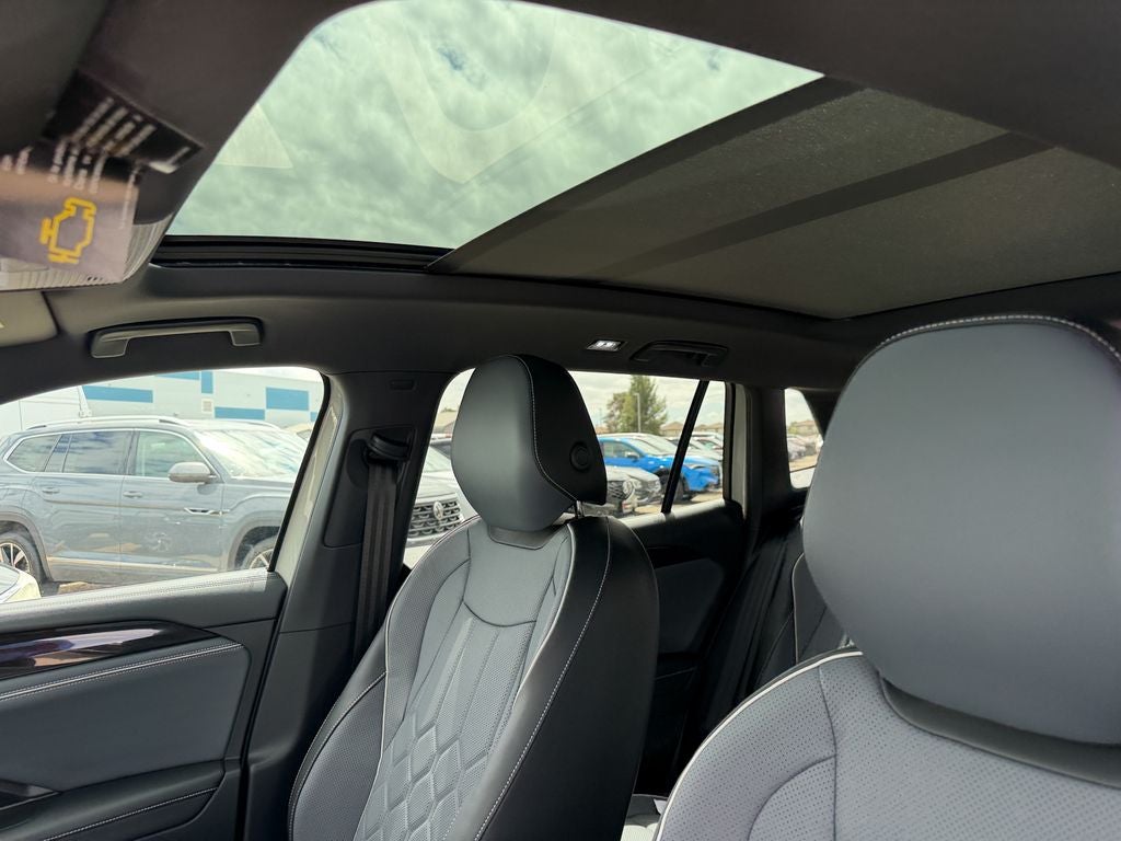 2026 Volkswagen Tiguan 2.0T SEL R-Line Turbo