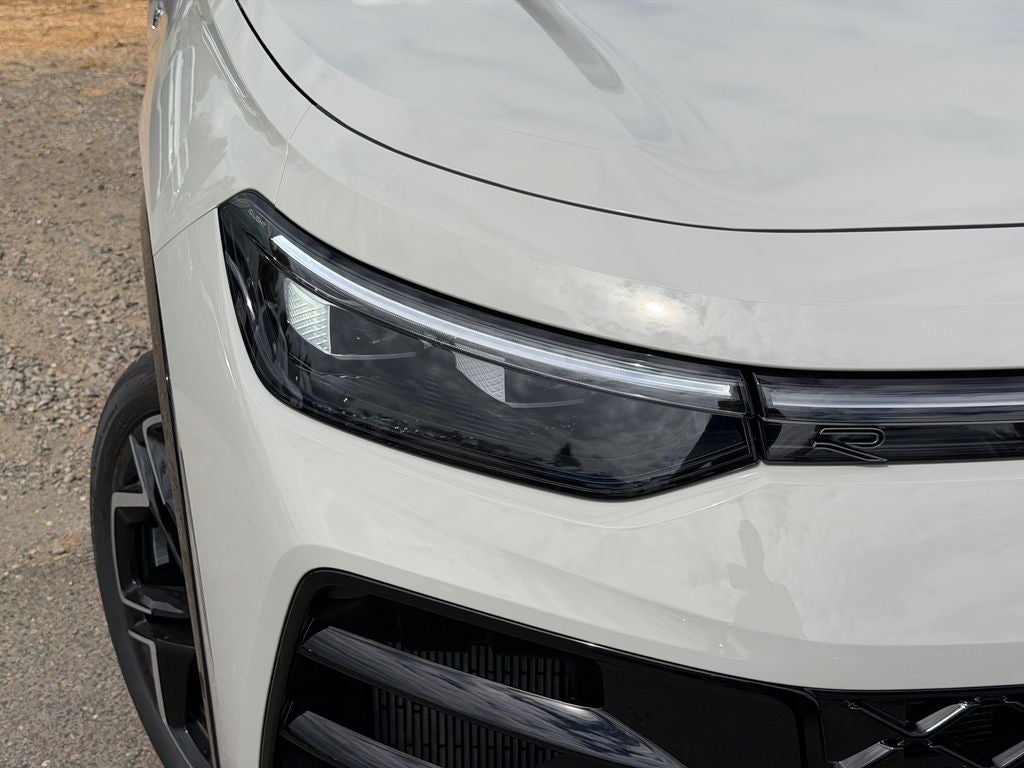 2026 Volkswagen Tiguan 2.0T SEL R-Line Turbo