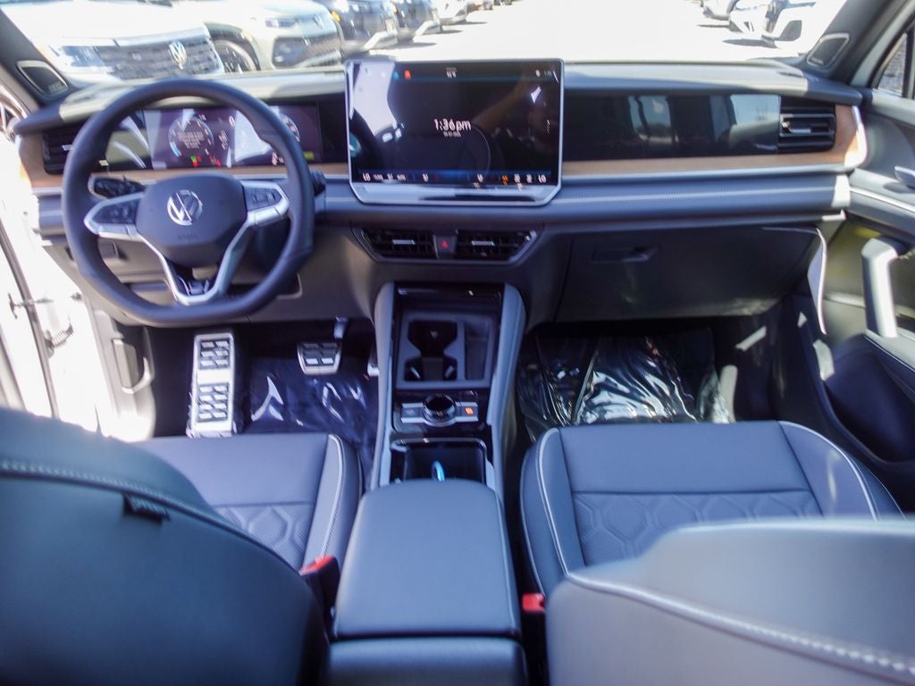 2026 Volkswagen Tiguan 2.0T SEL R-Line Turbo
