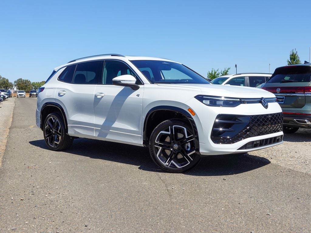 2026 Volkswagen Tiguan 2.0T SEL R-Line Turbo