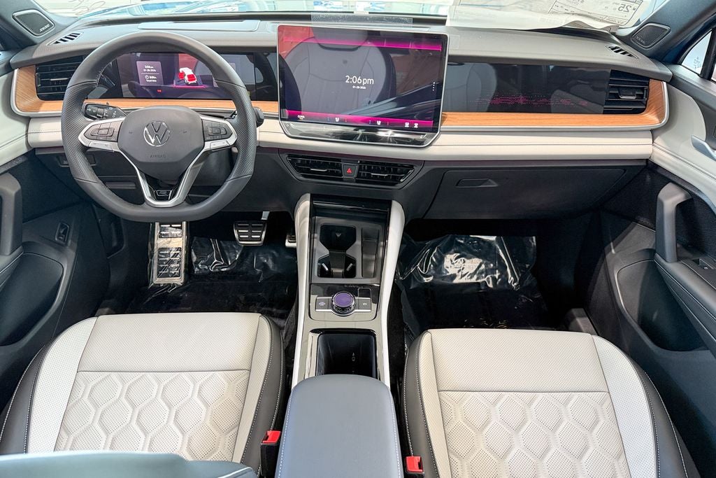 2026 Volkswagen Tiguan 2.0T SEL R-Line Turbo