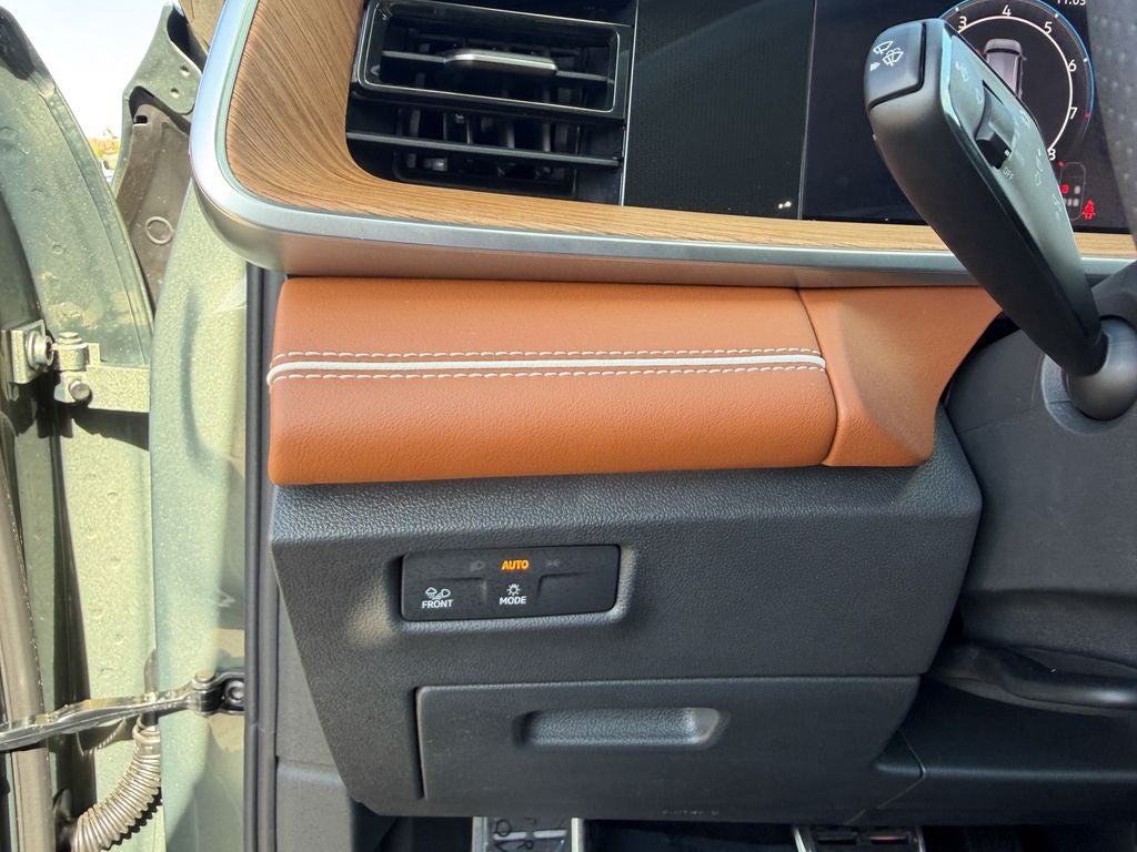 2026 Volkswagen Tiguan 2.0T SEL R-Line Turbo