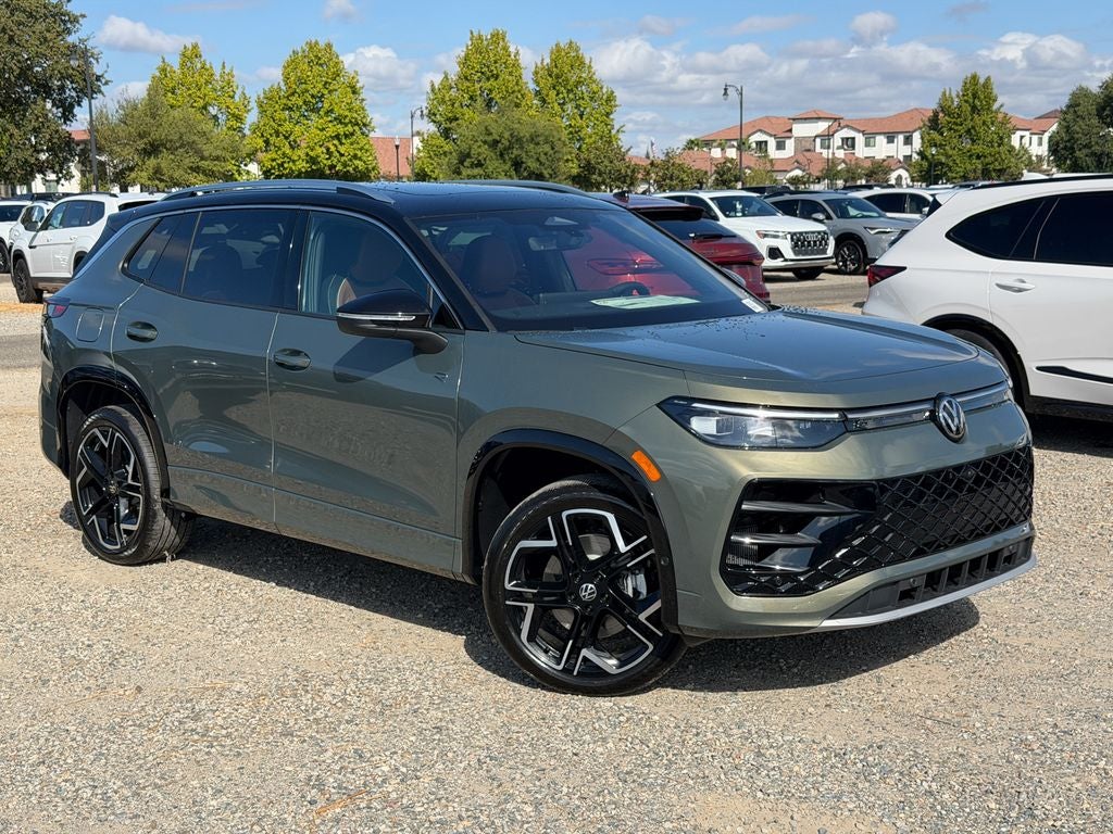 2026 Volkswagen Tiguan 2.0T SEL R-Line Turbo