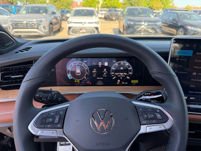 2026 Volkswagen Tiguan 2.0T SEL R-Line Turbo