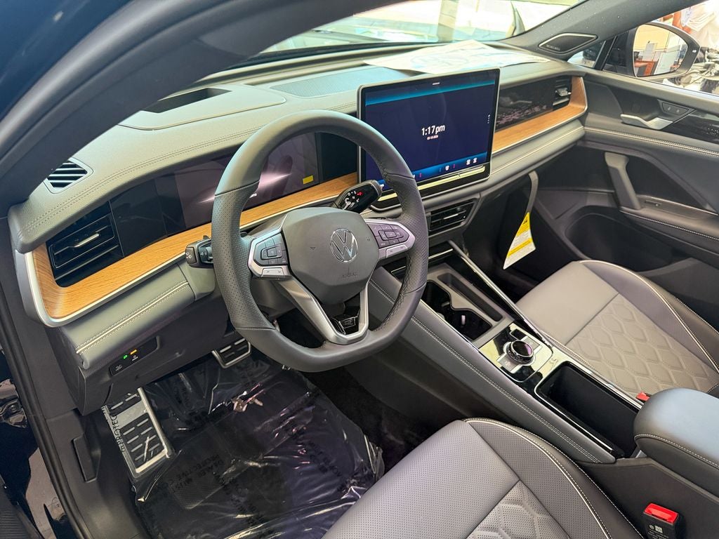 2026 Volkswagen Tiguan 2.0T SEL R-Line Turbo
