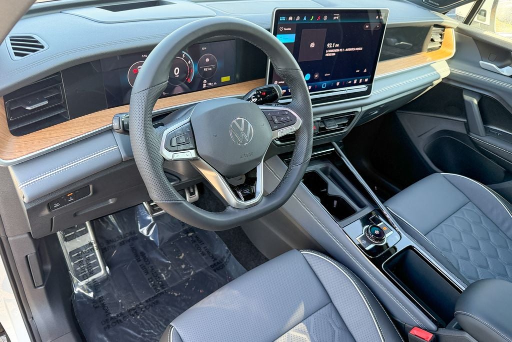 2026 Volkswagen Tiguan 2.0T SEL R-Line Turbo