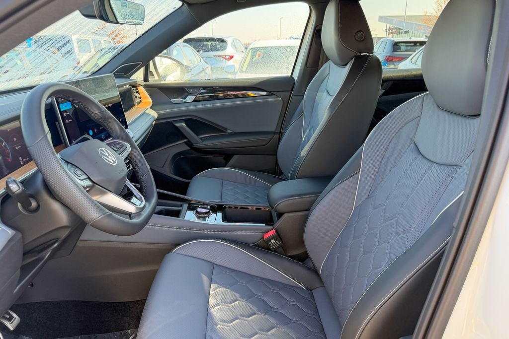 2026 Volkswagen Tiguan 2.0T SEL R-Line Turbo