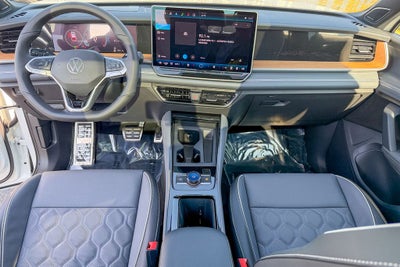 2026 Volkswagen Tiguan 2.0T SEL R-Line Turbo