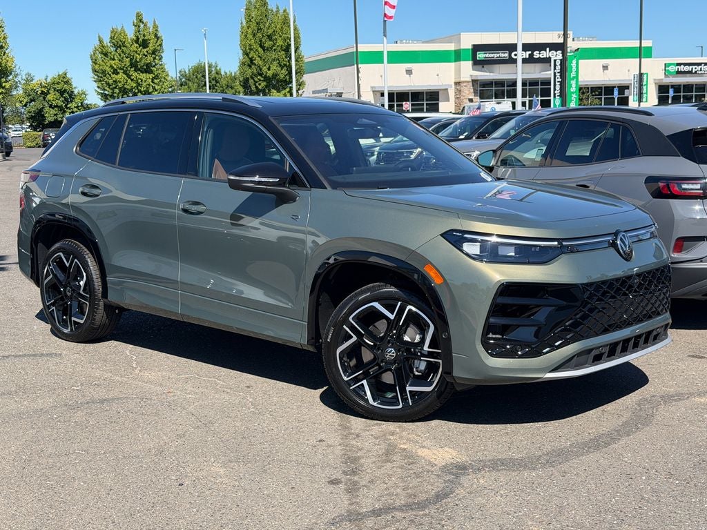 2026 Volkswagen Tiguan 2.0T SEL R-Line Turbo