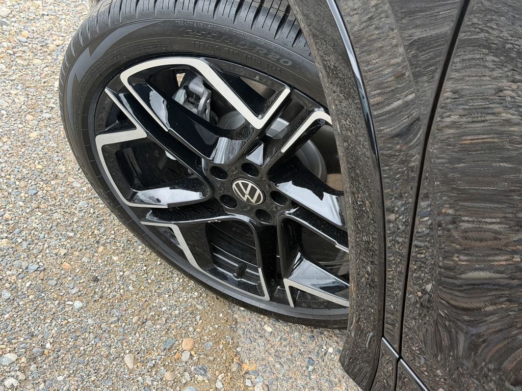 2026 Volkswagen Tiguan 2.0T SEL R-Line Turbo