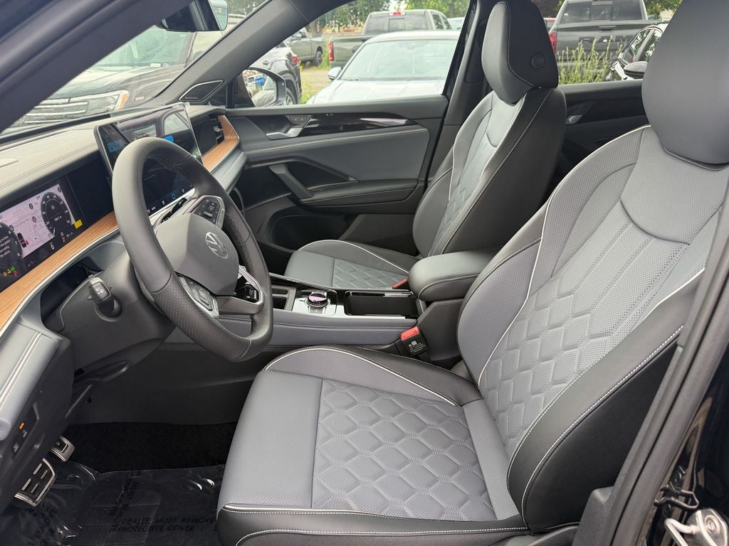 2026 Volkswagen Tiguan 2.0T SEL R-Line Turbo