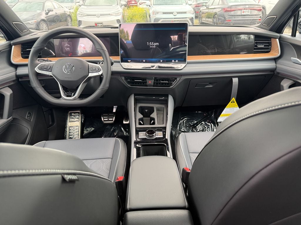 2026 Volkswagen Tiguan 2.0T SEL R-Line Turbo