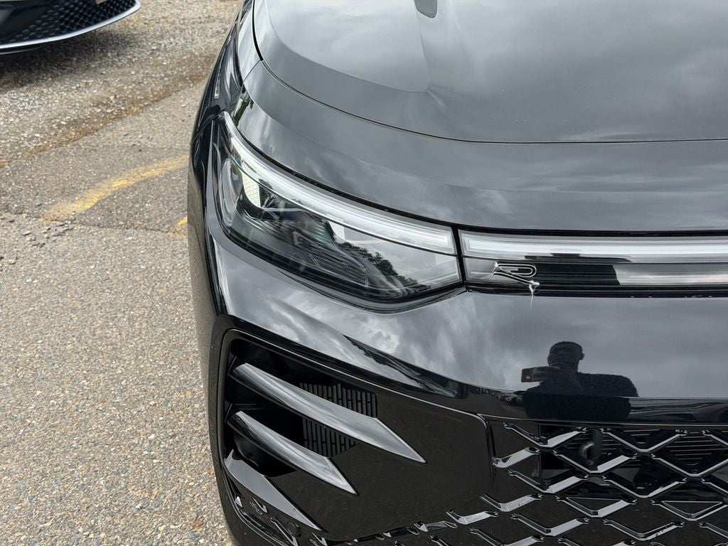 2026 Volkswagen Tiguan 2.0T SEL R-Line Turbo