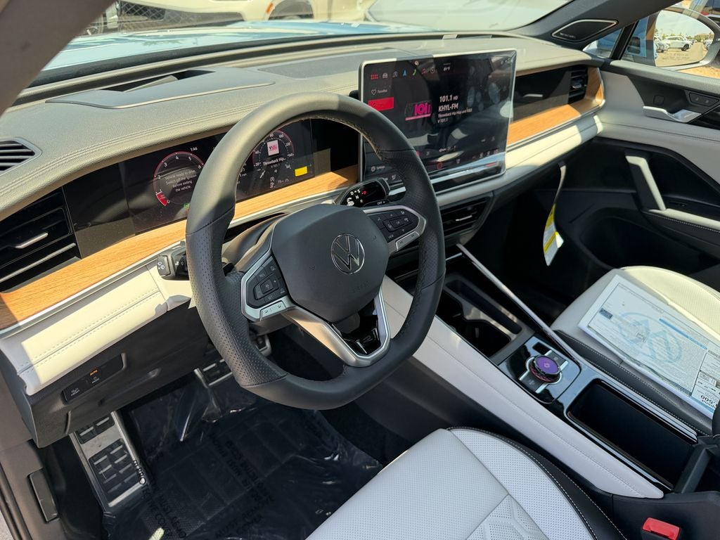 2026 Volkswagen Tiguan 2.0T SEL R-Line Turbo