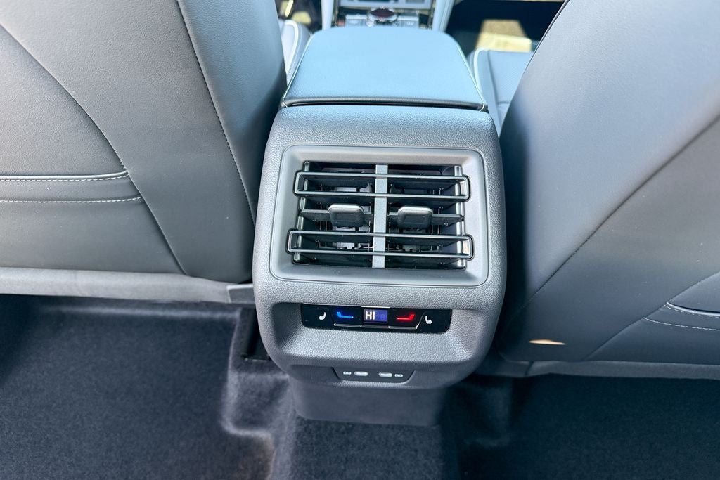 2026 Volkswagen Tiguan 2.0T SEL R-Line Turbo