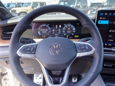 2026 Volkswagen Tiguan 2.0T SEL R-Line Turbo