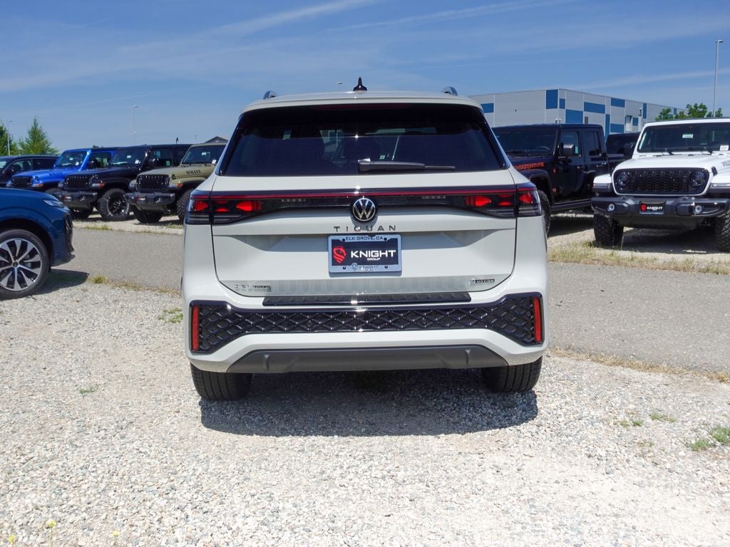 2026 Volkswagen Tiguan 2.0T SEL R-Line Turbo