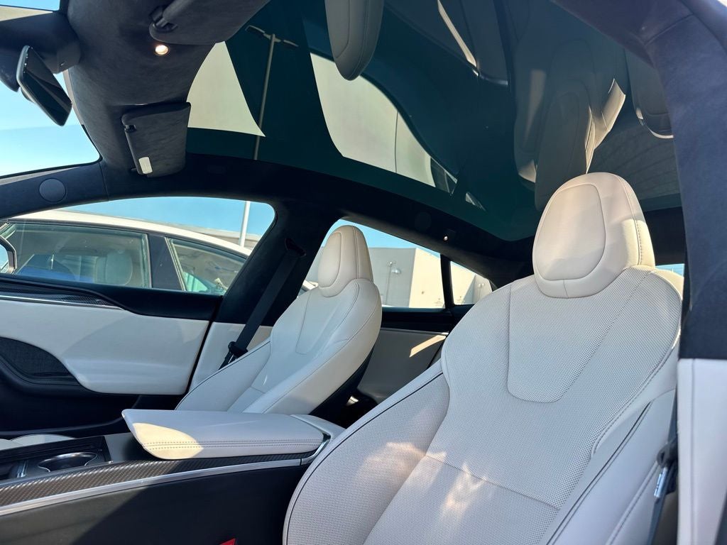 2022 Tesla Model S Plaid